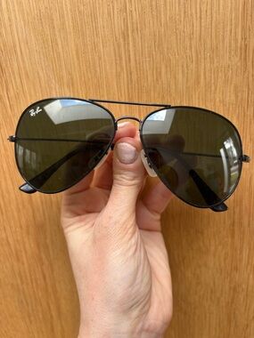 Women’s black on black Ray-Ban Classic Aviator Sunglasses
